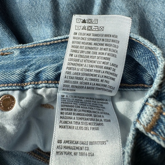 𝐀𝐦𝐞𝐫𝐢𝐜𝐚𝐧 𝐄𝐚𝐠𝐥𝐞 𝐇𝐢𝐠𝐡𝐞𝐬𝐭 𝐑𝐢𝐬𝐞 𝐌𝐨𝐦 𝐉𝐞𝐚𝐧𝐬 - Picture 8 of 9